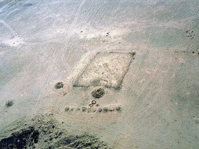 Monument énigmatique et étonnant non loin de Touiral Chaliati.