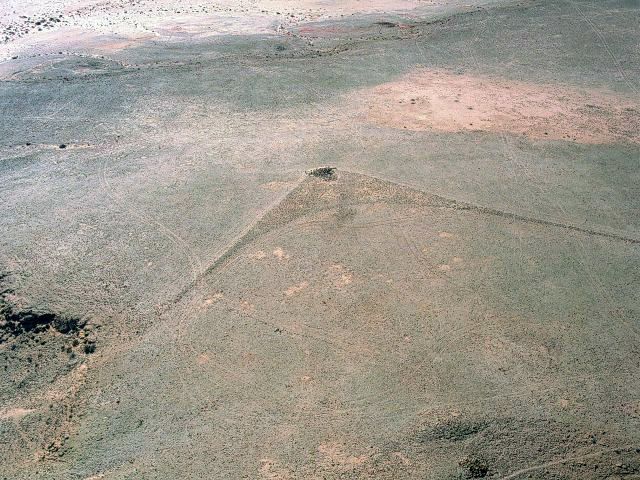 Sur une gara, un des MA comportant un tumulus à son sommet.